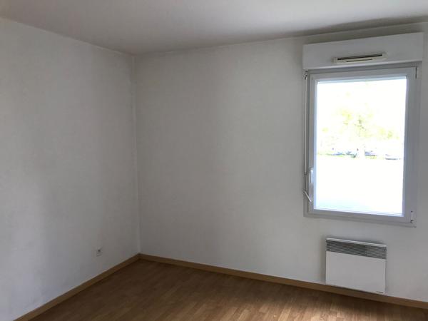 49240 AVRILLE VENTE T2 - AVRILLE