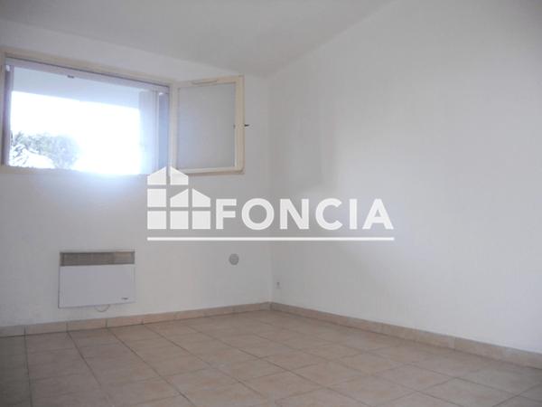 Location Studio 15.64 m² - 9 AVENUE DE NICE Antibes 06600
