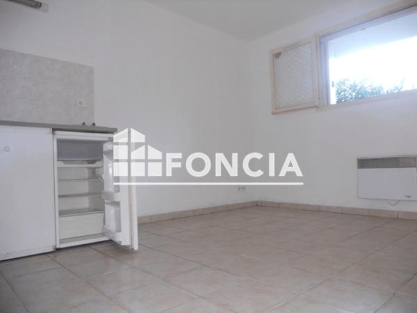 Location Studio 15.64 m² - 9 AVENUE DE NICE Antibes 06600