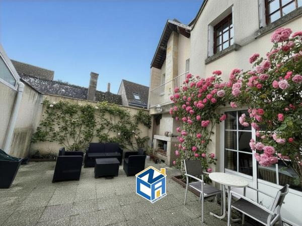 Hôtel restaurant au pied du château