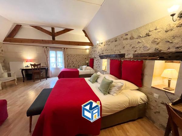 Hôtel restaurant au pied du château