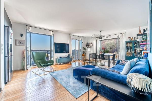 RARE - DERNIER ETAGE - 100M2 D'EXTERIEUR - ROOFTOP - TERRASSES - REEL VIE DE QUARTIER - METRO A 100M