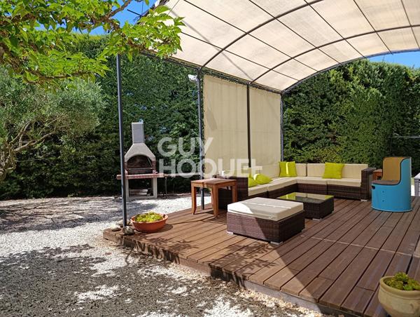 Propriété L Isle Sur La Sorgue au calme avec piscine