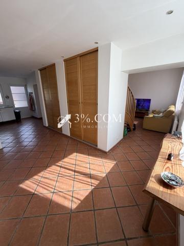 Maison
                                                                                                                                                                                                                                                                                                                        3 pièce(s)                                                                                                                                                                                                          2 chambre(s)                                                                                                                                                                                                          100  m²