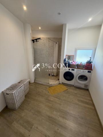 Maison
                                                                                                                                                                                                                                                                                                                        3 pièce(s)                                                                                                                                                                                                          2 chambre(s)                                                                                                                                                                                                          100  m²