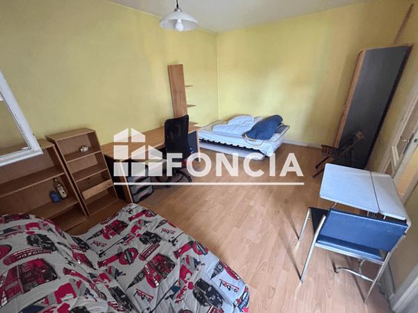 Location Studio meublé 27.04 m² - 29 RUE ROLAND Lille 59000