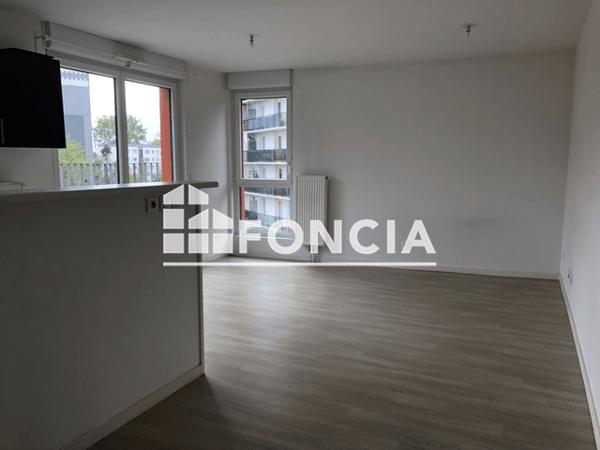 Location Appartement 2 pièces 48.8 m² - 21-61-89 RUE PAUL PARISOT Lille 59000