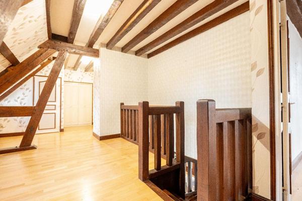 LIEUX UNIQUES ® PROPRIETES PRIVEES PROPOSE SUPERBE MAISON CONTEMPORAINE AUX GROUETS DE 258 M² AVEC TERRAIN DE 4700 M²