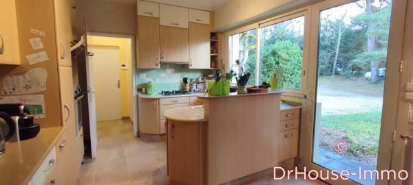 Maison à vendre 8 pièces de 378 m²