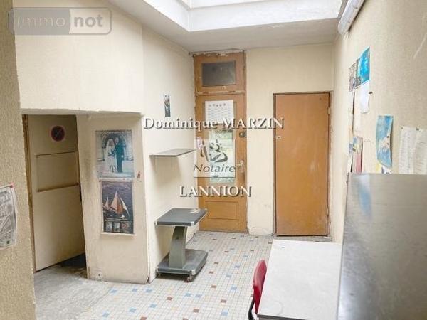 Fonds et/ou murs commerciaux à vendre à Lannion dans les Côtes-d'Armor (22300), ref : 22086-1376