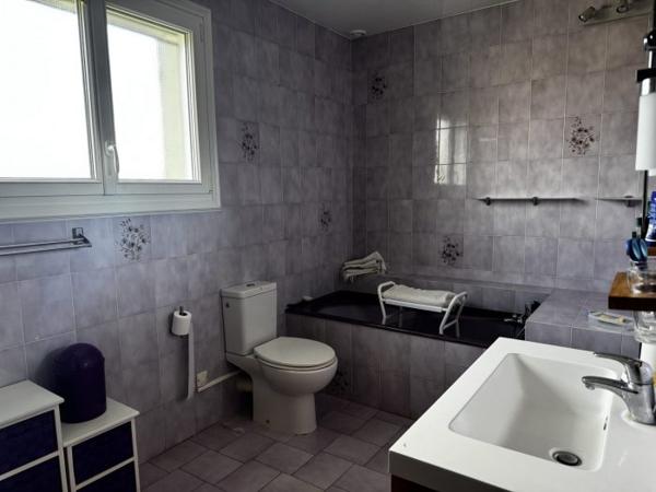 Maison plain-pied Cozes 127 m²