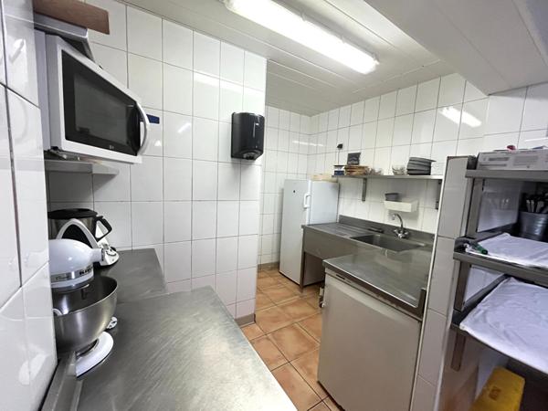 Location Local commercial120,16 m² - MONTAUBAN (82000)