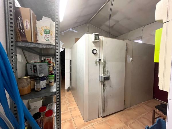 Location Local commercial120,16 m² - MONTAUBAN (82000)