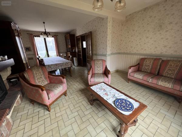 Maison à vendre à Châteaugiron en Ille-et-Vilaine (35410), ref : VM2454-35018