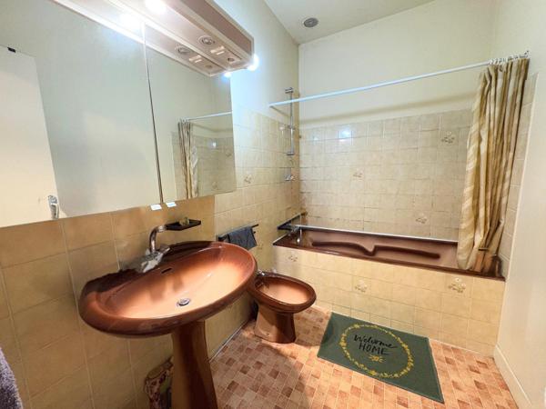 Rare en plein cœur de ville – Deux maisons indépendantes, idéal investissement ou projet familial