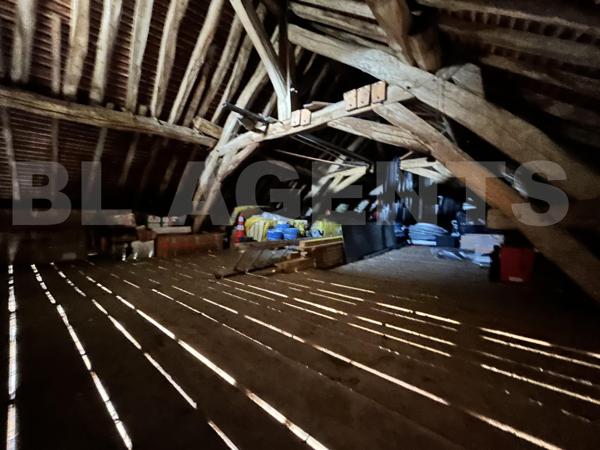 À Vendre Grange rénovée à potentiel exceptionnel au cœur d’Appoigny (89380)