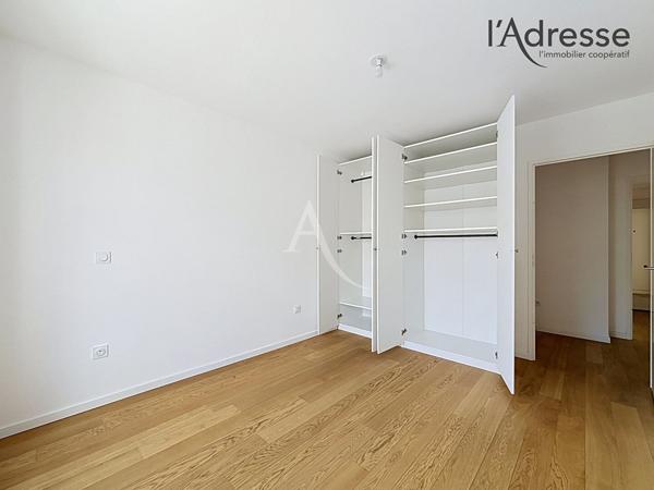 Appartement Suresnes 4 pièces 85.74 m2