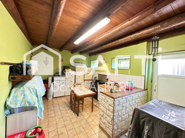 Grande maison de village sans mitoyenneté