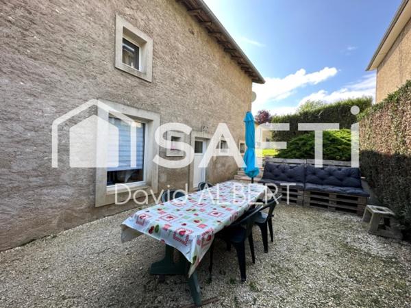 Grande maison de village sans mitoyenneté