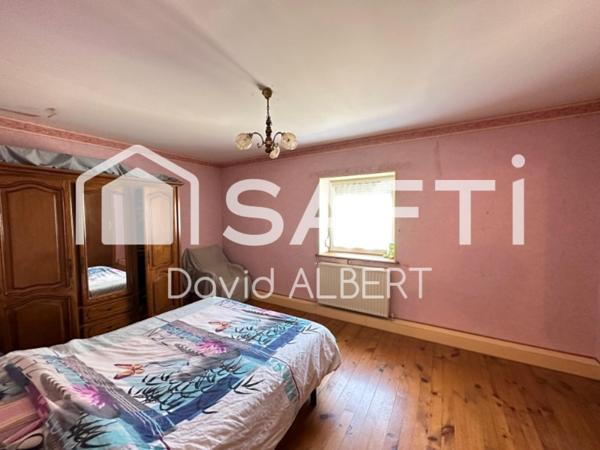 Grande maison de village sans mitoyenneté