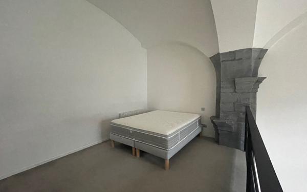 Appartement à louer    2 pièces •  Valenciennes