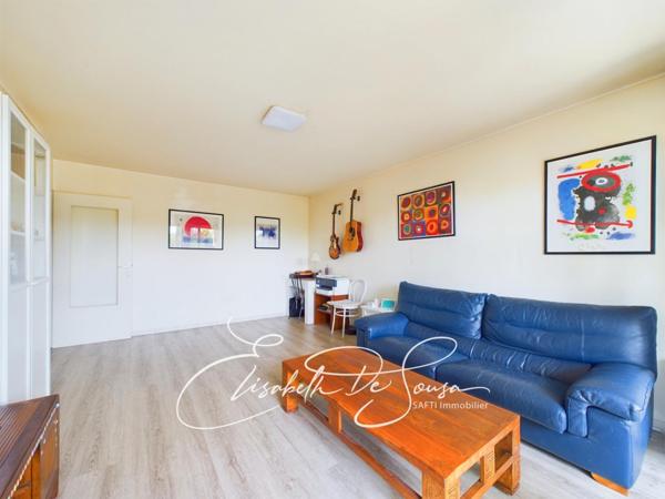 APPARTEMENT AVEC BALCON ET BOX