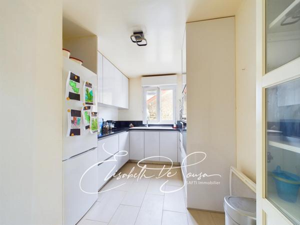 APPARTEMENT AVEC BALCON ET BOX