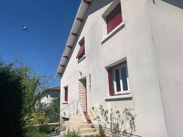 Charmante maison des années 1960 renovée