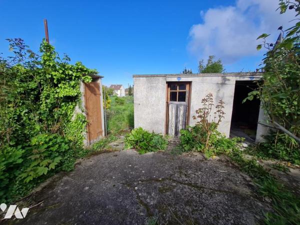 LONGUEIL ANNEL, maison ancienne à rénover 