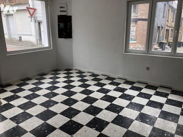 ENSEMBLE DE DEUX LOGEMENT 