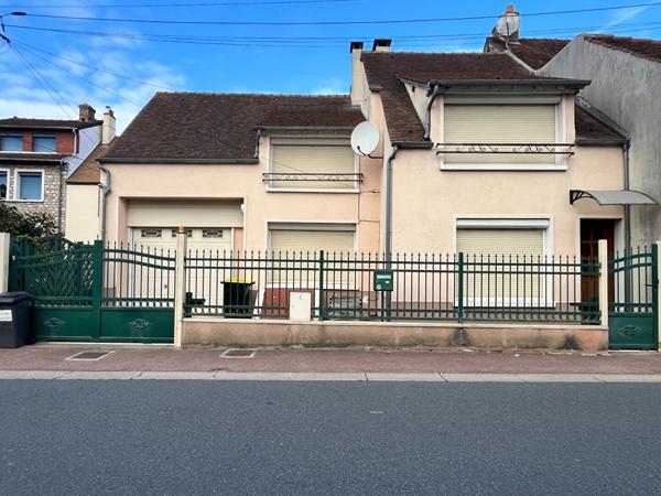 Maison Les Granges Le Roi 4 pièce(s) 115.60 m2