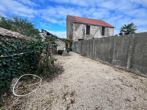 Maison Les Granges Le Roi 4 pièce(s) 115.60 m2