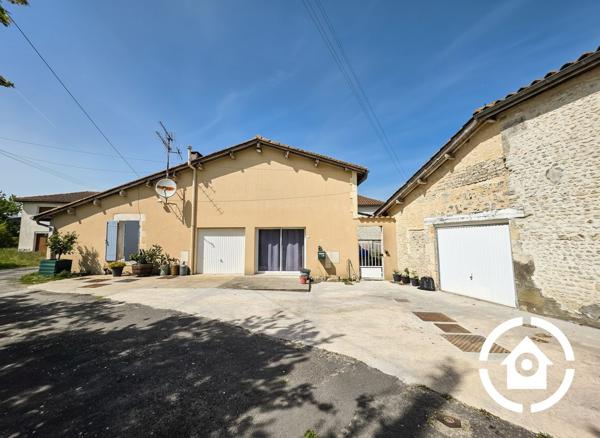 3 maisons + dépendances sur plus d’1 hectare
