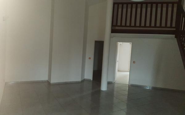 Appartement à louer    3 pièces •  Le Gosier