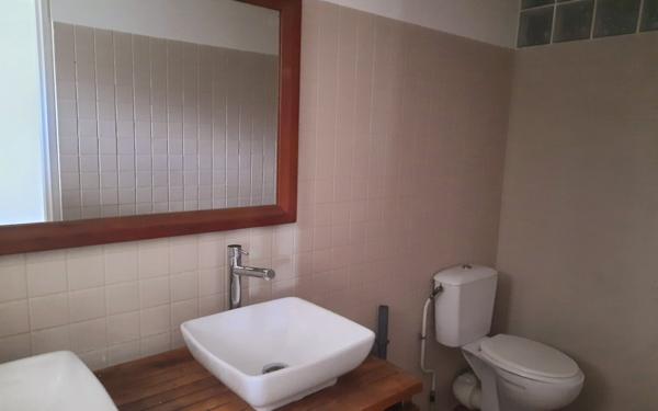 Appartement à louer    3 pièces •  Le Gosier