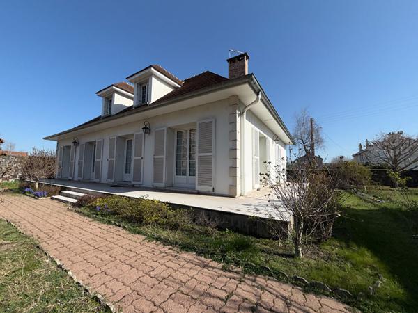 Maison 7 pièces 137.24 m2