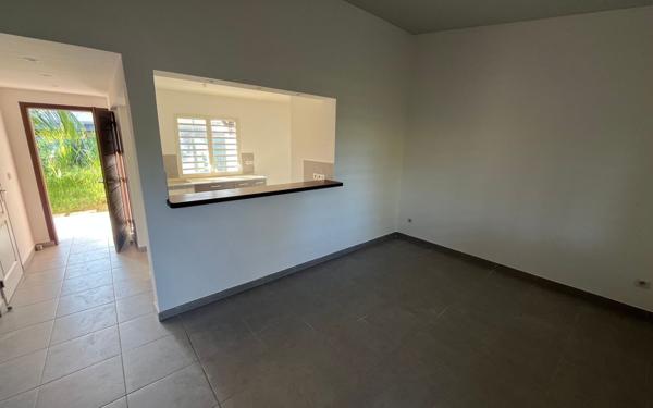 Maison à vendre    3 pièces •  Macouria