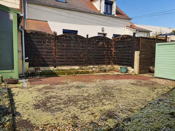 Appartement Nevers, 2 heures de Paris, avec cour privative,  ancien, charme, fonctionnalité, proche ISAT, proche centre-ville,
