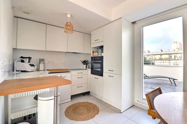 Rare à la vente : Magnifique T4 en rooftop avec 55 m2 d'extérieur secteur Michelet