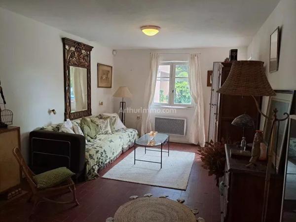 Vente                                                      Villa
                        
                     8 pièces                      210 m2                     à Salernes