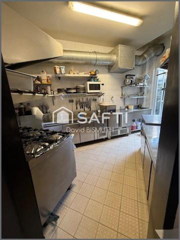 FONDS DE COMMERCE RESTAURANT BAR BRASSERIE 110 COUVERTS EN INTERIEUR 30 EN TERRASSE LISCENCE 4 EXTRACTION DE 400 LEVALLOIS