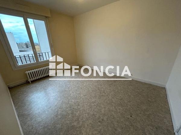 Location Appartement 3 pièces 70.3 m² - 54 BOULEVARD PIERRE BROSSOLETTE Laon 02000