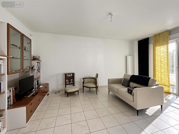 Appartement à vendre à Avrillé dans le Maine-et-Loire (49240), ref : 49114-784