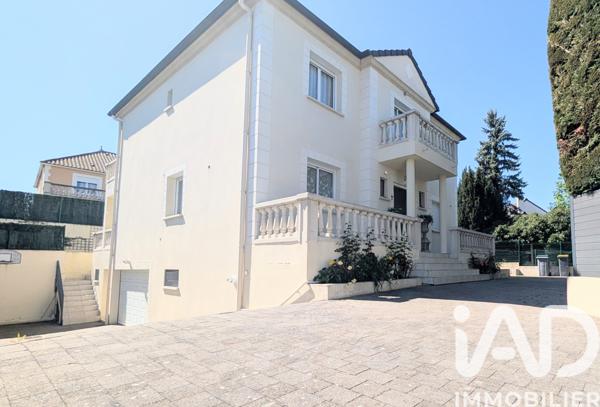 Maison à vendre 8 pièces 226 m² Cormontreuil