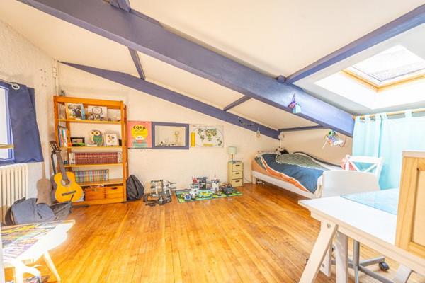 Maison à vendre |                                       Melle |                                        7 pièces  |  142 m²