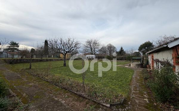 Immeuble à vendre    16 pièces • 620 m2 Roumazières-Loubert