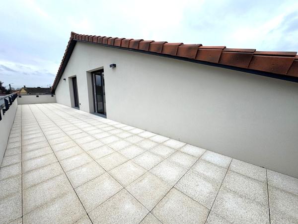Appartement L Union 4 pièces 98 m2 + 40m² de Terrasse + 3 Parking !