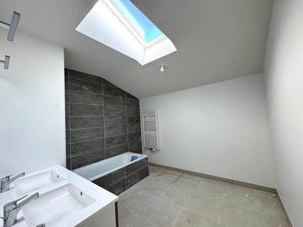 Appartement L Union 4 pièces 98 m2 + 40m² de Terrasse + 3 Parking !