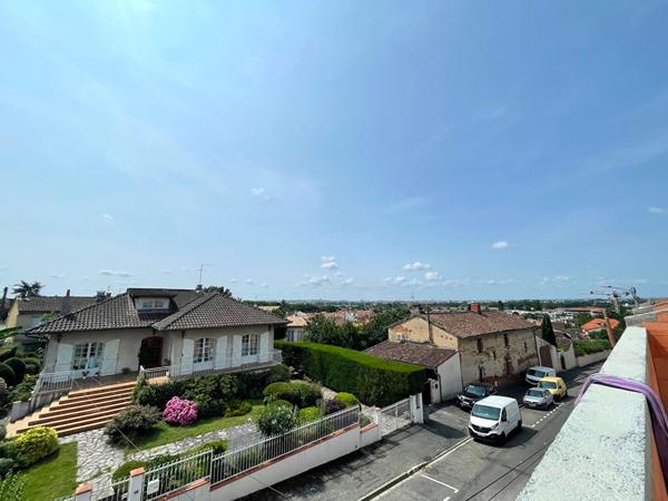 Appartement L Union 4 pièces 98 m2 + 40m² de Terrasse + 3 Parking !