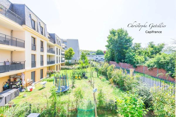 Appartement T4 (3 chambres) récent (2019) - balcon sud et deux places de parking
